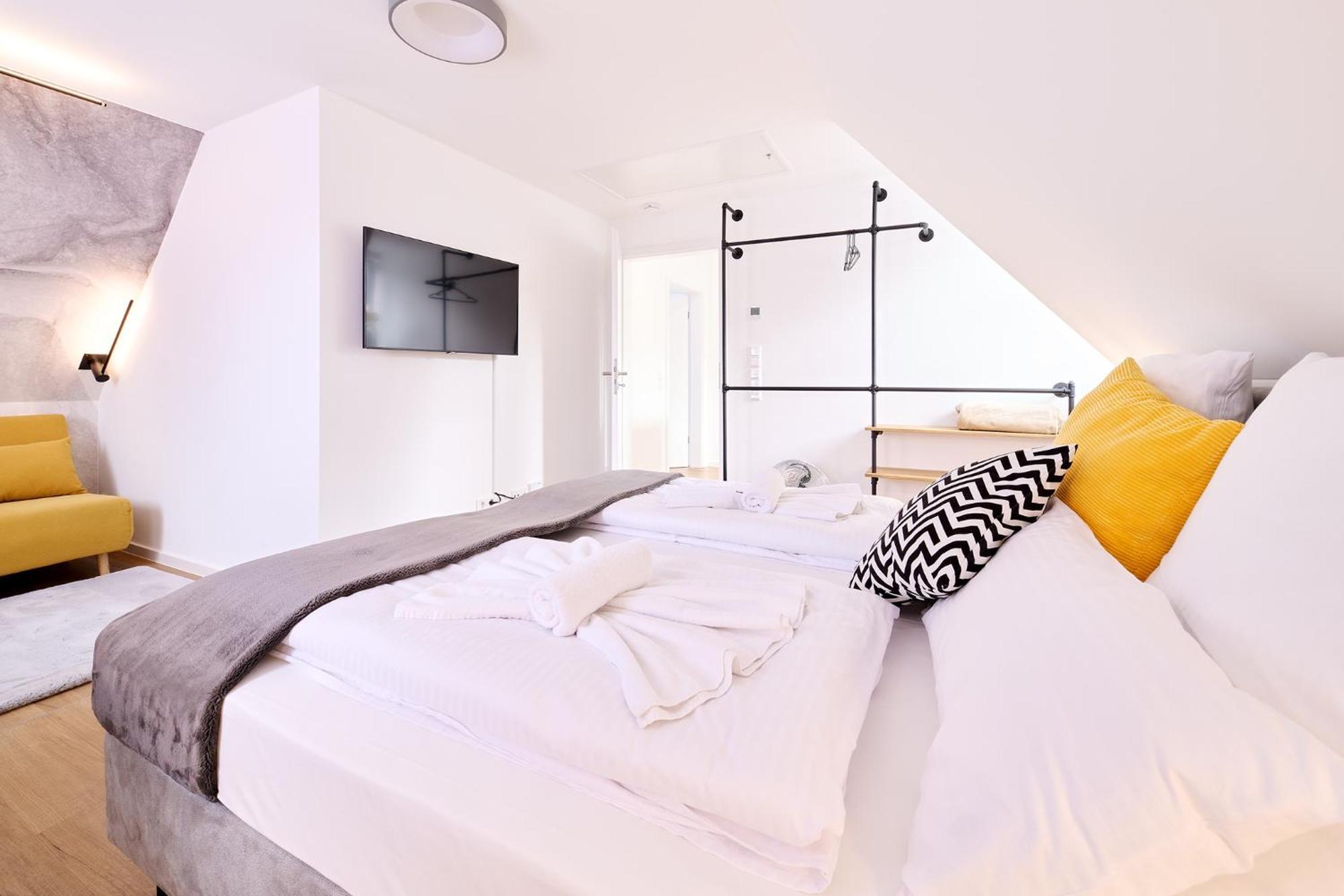 Xzllenz - 4 Schlafzimmer, Zentral, Parken, U-Bahn, 2 Baeder, 4 Smart-Tv, Optional Einzelbett Νυρεμβέργη Εξωτερικό φωτογραφία